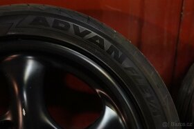 Originální kola Porsche 996 R17 s pneu Advan - 7