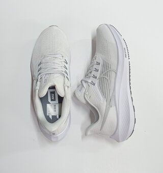 NOVÉ pánské tenisky Nike Air - 44,5 - 7