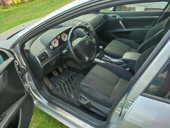 Peugeot 407 - 7