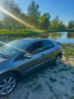 Honda Civic 8g - 7