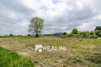 Prodej stavebního pozemku s úžasnými výhledy v Hnojníku o ve - 7