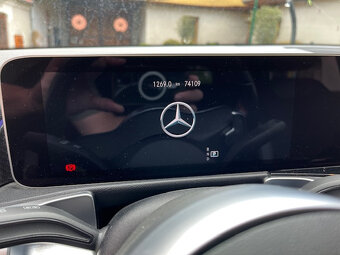 Prodám Mercedes Benz 220d 4 MATIC/AMG packet 140Kw - 7