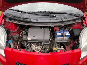 Toyota Yaris 1.0vvti - 7