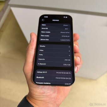 iPhone 16 Pro 256GB desert titan, jako nový, rok záruka - 7