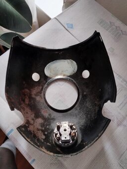 Horní maska ČZ 175/470 sport v originální černé barvě - 7