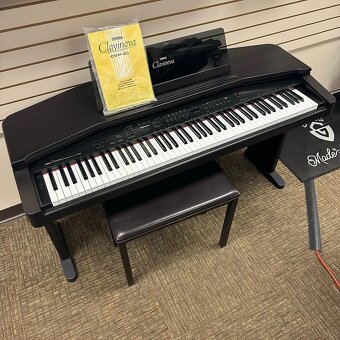 YAMAHA CLAVINOVA CVP-35 – Legendárny model - 7