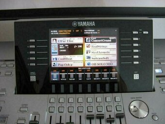 Elektrické klávesy YAMAHA Tyros 5 XXL s 61 klávesami ve výbo - 7