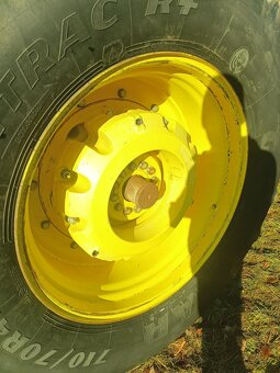 TRAKTOR JOHN DEERE 8285R - 7