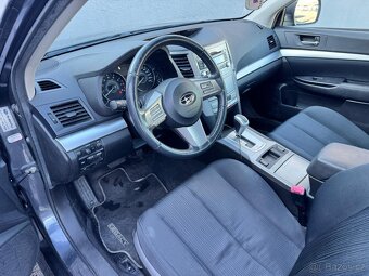 Subaru Legacy 2.5 - 7