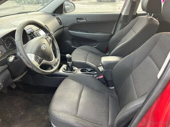 Hyundai i30 č. 22704 - 7