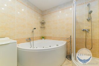 Prodej bytu 4+1 s krásným výhledem, 72 m², metro =C= Háje - 7