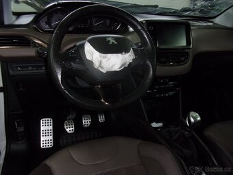 Peugeot 2008 1,6 e-HDi 115 - 7