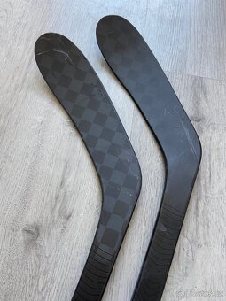 Opravená hůl CCM Trigger 6 P28 85flex levá ZÁRUKA - 7