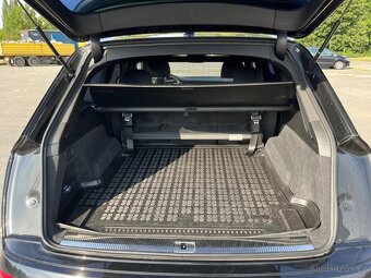 Audi Q7 S-Line 210kw - 7
