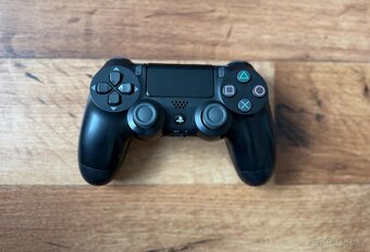 Sony Playstation 4 Slim (CUH-2216A) 500 GB černá - 7