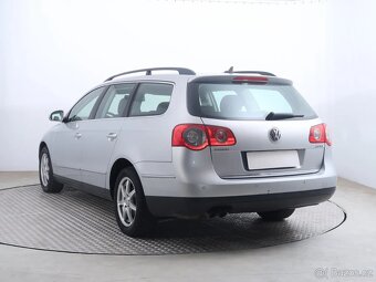 Volkswagen Passat 2007 2.0 TDI Combi - 7