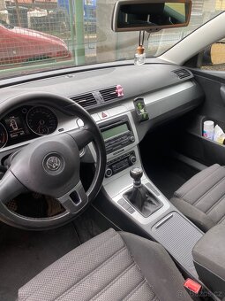 Volkswagen passat b6 2010 - 7