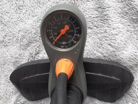 NOVÁ PUMPA NA KOLO S TLAKOMĚREM SKS AIR-X-PRESS - PC 2300,- - 7