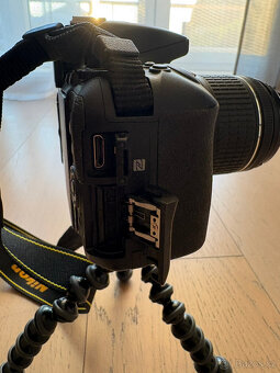 Téměř nepoužitý Nikon D5600 - komplet - 7