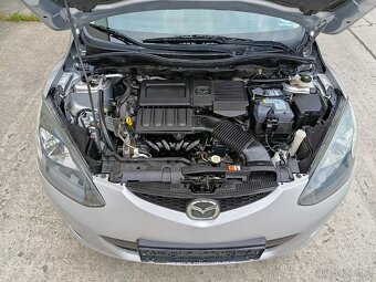 Mazda 2 1.3i 63 Kw 4 valec 64 Tis Km Nikdy nehavarováno - 7