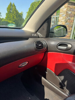 Peugeot 206 1.6 Benzín cabrio – černý, kůže, STK 2027 - 7