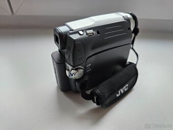 PRODÁM MINIDV KAMERU JVC GR-D720E - POZOR ČTĚTE - 7