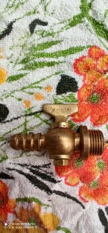 Mosazné ventily, uzavírací kohouty, spojky a šroubení - 7