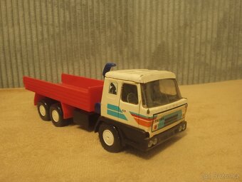 Na prodej plechové modely Tatra GTC. Tatra číslo 504 Kaden - 7