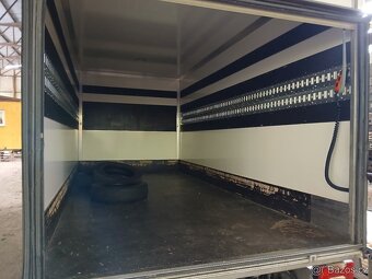 Renault Maxity - skříňová nástavba - 7