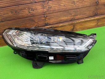 Fulled pravý přední světlomet Ford Mondeo - 7