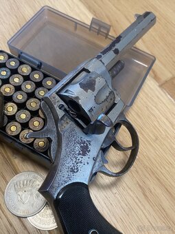 US revolver IVER JOHANSON 44 Russian kategorie D - 7