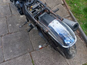 YAMAHA 600 XJ - 7