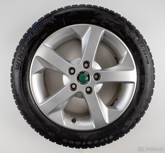 Škoda Octavia - Originání 16" alu kola - Zimní pneu - 7