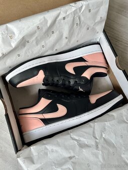 Nike Air Jordan 1 Low Crimson Tint - 7