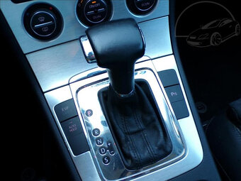 VW Passat 2,0 TFSI AUTOMAT,KŮŽE,XENON - 7