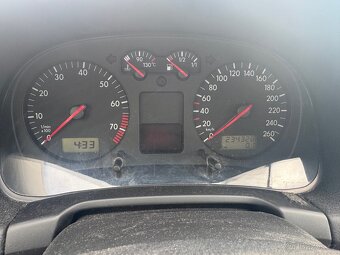 Golf 4 1.6 77kw, krásný stav Nová STK-SPZ - 7