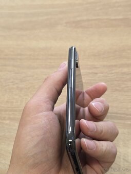 iPhone XS 64GB - 7