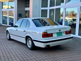 BMW Řada 5, 540i e34 - 7