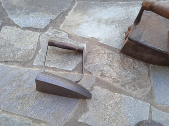 komínová žehlička - 7