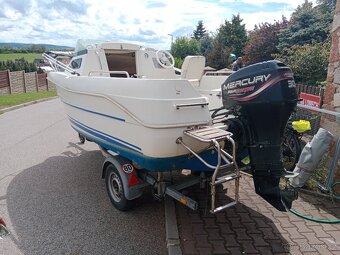 Quicksilver 450 30ps s vlekem Harbeck 750kg - 7