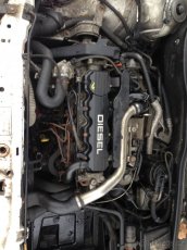 Opel Astra G 1,6i 16V rok 2002 hatchback - díly - 7