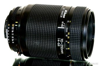 Nikon AF Nikkor 70-210mm 1:4-5,6 + UV Kenko TOP STAV - 7