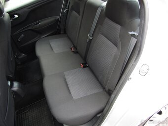 Peugeot 301 1.2 i ,  53 kW benzín, 2015 - 7