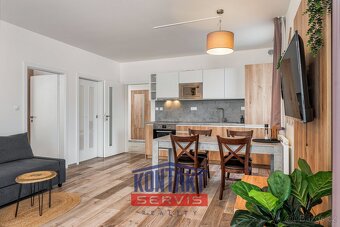 Prodej luxusního apartmánu 3+KK se saunou, terasou a zahrado - 7