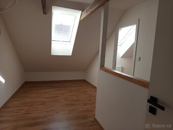 Zrekonstruovaný RD 64m2, zahrádka 40m2 - 7