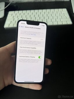 iPhone 13 mini (baterie 87 %) - 7