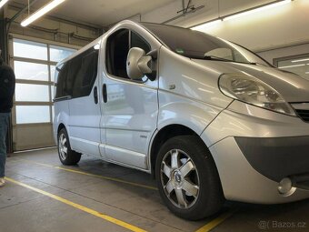 Opel Vivaro 2.5CDTI 107kW Cosmo,8.míst,tažné,serviska,Klima. - 7