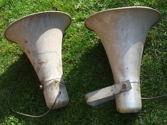 prodám řemenice na pásovou smirkovou brusku , radélko, stoja - 7