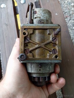 Prodám magneto na starý stabilní motor - 7