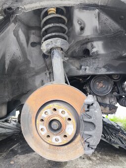 Passat B6 2009 2.0 TDI 103KW - díly - 7